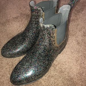 Jack Roger sparkly rain boots!